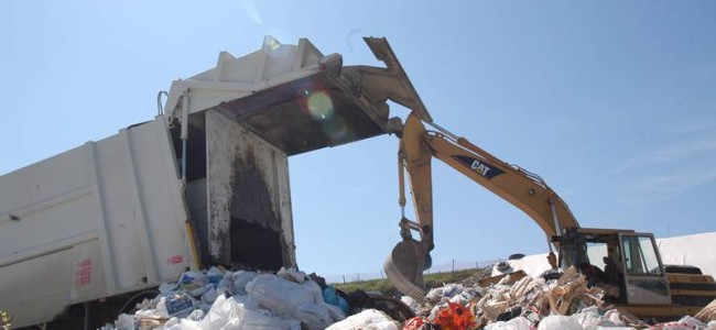 Emergenza rifiuti nella Sibaritide. Riattivato l’impianto di Bucita Emergenza rifiuti nella Sibaritide. Riattivato l’impianto di Bucita