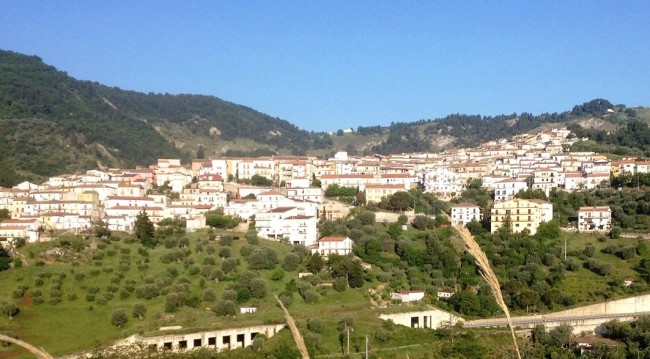 Coronavirus. «Cosa è davvero successo ad Oriolo? Sindaco, vogliamo la verità» Coronavirus. «Cosa è davvero successo ad Oriolo? Sindaco, vogliamo la verità»