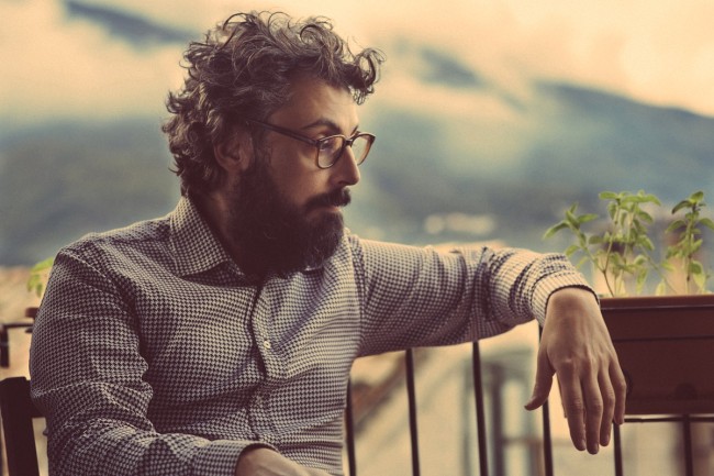 Il cantautore calabrese Brunori Sas vince il prestigioso Premio Tenco