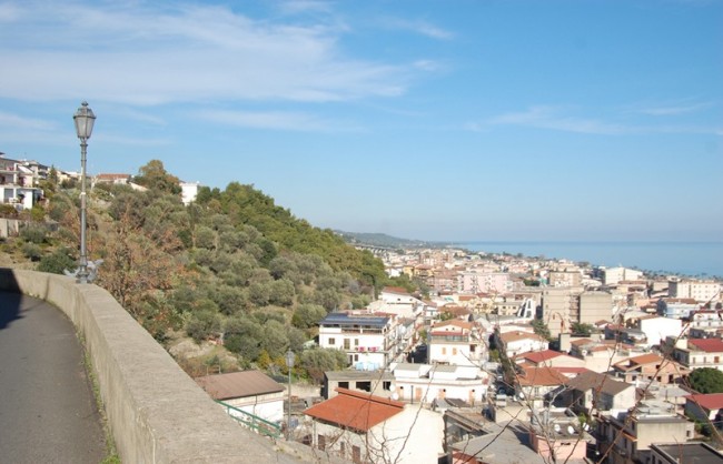 Trebisacce in lutto per la prematura scomparsa di Saverio La Regina Trebisacce in lutto per la prematura scomparsa di Saverio La Regina