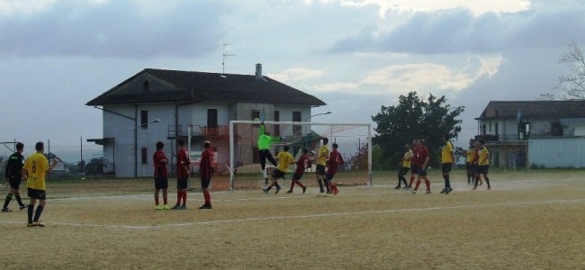 Calcio. Risultati e classifiche squadre Alto Jonio-Pollino (31 ottobre 2021) Calcio. Risultati e classifiche squadre Alto Jonio-Pollino (31 ottobre 2021)