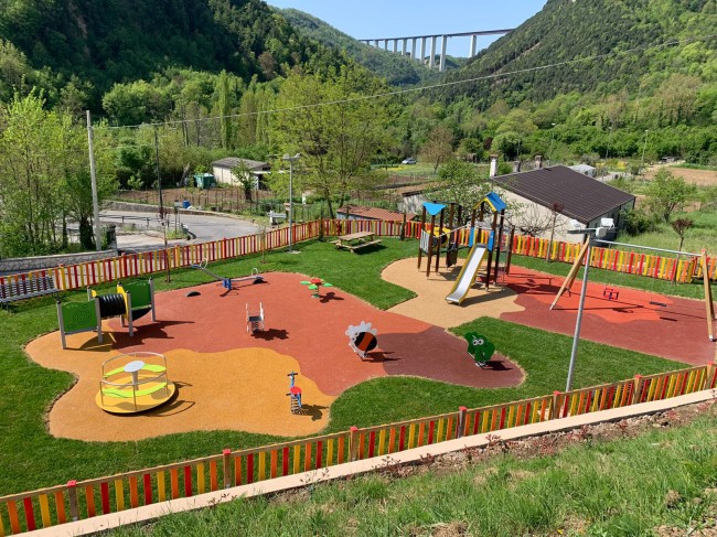 Laino Borgo. Inaugurato “L’Airone”, il nuovo parco giochi immerso nel verde