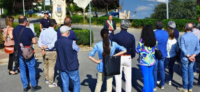 Castrovillari. Intitolata una via a Peppino Impastato, vero eroe antimafia Castrovillari. Intitolata una via a Peppino Impastato, vero eroe antimafia