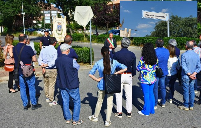 Castrovillari. Intitolata una via a Peppino Impastato, vero eroe antimafia Castrovillari. Intitolata una via a Peppino Impastato, vero eroe antimafia