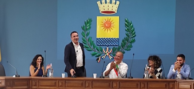 Occhiuto a Trebisacce. Prudenza su riapertura ospedale. «Al momento mancano soldi e medici» Occhiuto a Trebisacce. Prudenza su riapertura ospedale. «Al momento mancano soldi e medici»