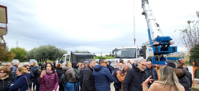 Sibari. Cittadini in protesta. Ordinanza del sindaco blocca installazione antenna 5G Sibari. Cittadini in protesta. Ordinanza del sindaco blocca installazione antenna 5G