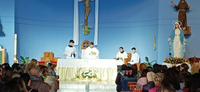 Corigliano, “I Sabato di Maggio”. Pellegrini in preghiera alle prime luci dell’alba Corigliano, “I Sabato di Maggio”. Pellegrini in preghiera alle prime luci dell’alba