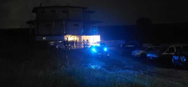 Agguato a Sibari. Muore una donna Agguato a Sibari. Muore una donna