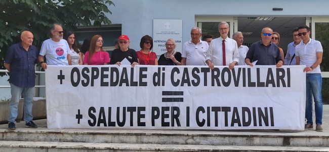 Nuovo sit-in all’Ospedale di Castrovillari. «Anestesia e Rianimazione al collasso» Nuovo sit-in all’Ospedale di Castrovillari. «Anestesia e Rianimazione al collasso»