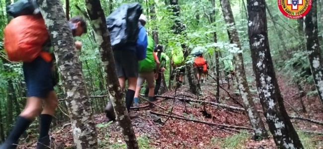 Gruppo di scout disperso nel Parco del Pollino. Recuperato dal Soccorso Alpino Gruppo di scout disperso nel Parco del Pollino. Recuperato dal Soccorso Alpino