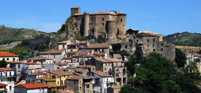 Oriolo. Il “Cappero” di Rocco Abate tra i finalisti del premio “Bancarella della Cucina” Oriolo. Il “Cappero” di Rocco Abate tra i finalisti del premio “Bancarella della Cucina”