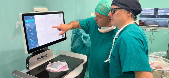 Lotta tumore al seno. Oncologo di Spezzano Albanese sperimenta nuovo strumento Lotta tumore al seno. Oncologo di Spezzano Albanese sperimenta nuovo strumento