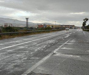 Corigliano-Rossano. “Basta Vittime 106” segnala all’Anas pessime condizioni manto stradale