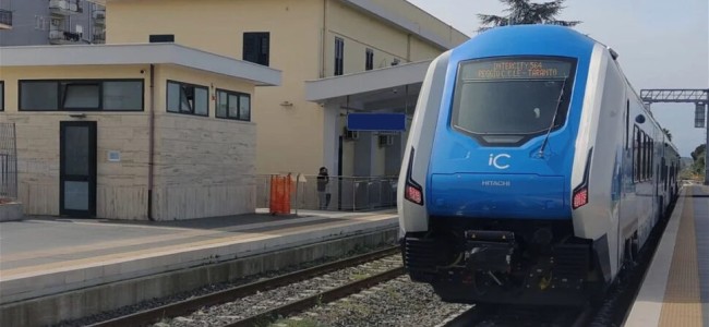 Sibari. Cittadini spingono per collegamenti seri verso aeroporto di Lamezia Sibari. Cittadini spingono per collegamenti seri verso aeroporto di Lamezia