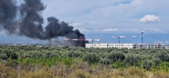 Corigliano-Rossano. Incendio nel cantiere del nuovo Ospedale della Sibaritide Corigliano-Rossano. Incendio nel cantiere del nuovo Ospedale della Sibaritide
