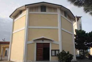 La Chiesa di San Pio X°, dove si sono svolti i funerali del sedicenne Francesco Morfò 