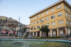 Piazza della Repubblica con il Palazzo di Città